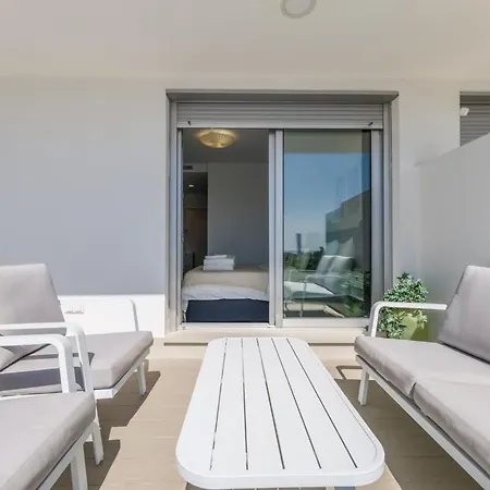 Le Mirage 10 Seaside Golden Mile * Estepona